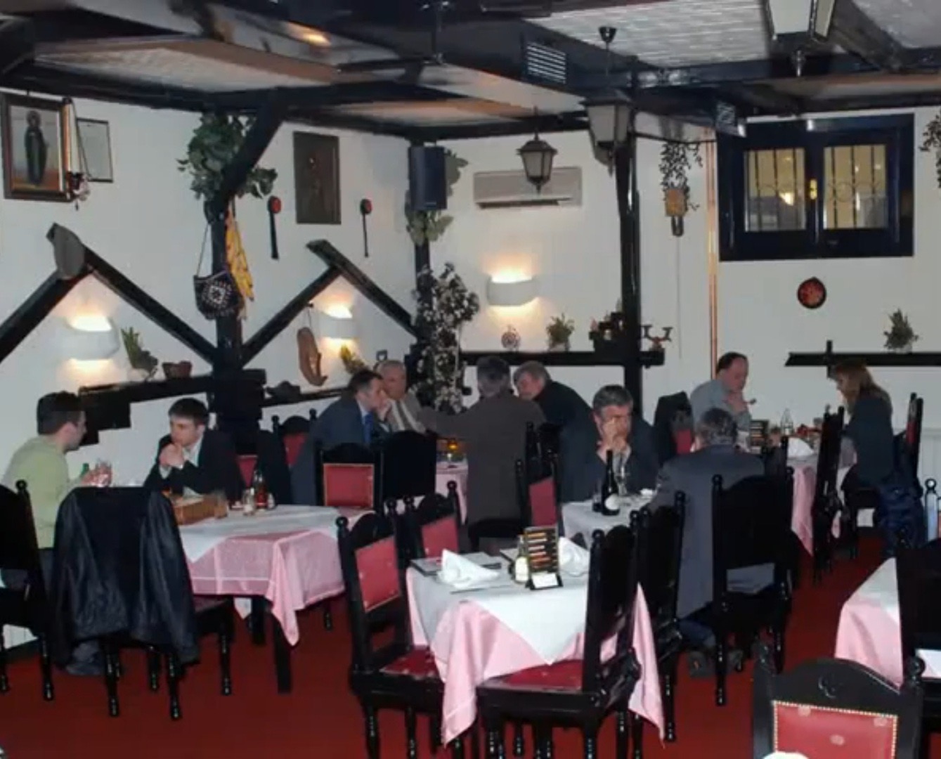 Restoran K2 Zemun - prijatan ambijent za porodične proslave i poslovne ručkove